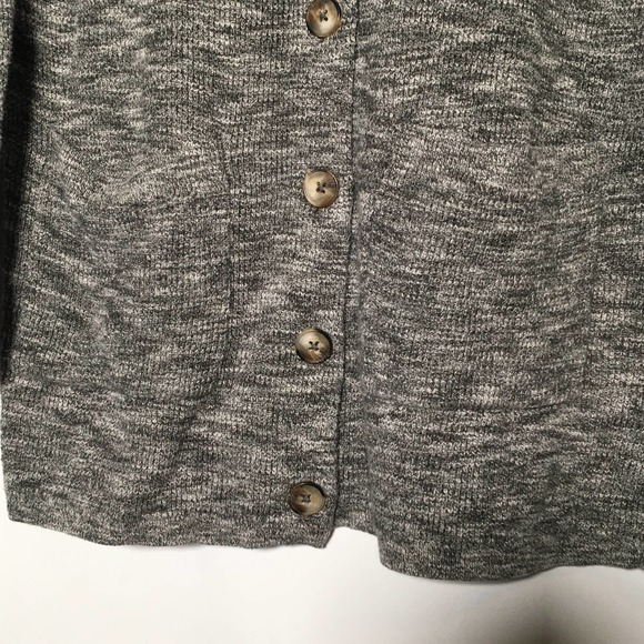 Madewell Alton Cardigan Sweater Gray White Knit 4 Button Front  Item J8838 XXS - Picture 2 of 9
